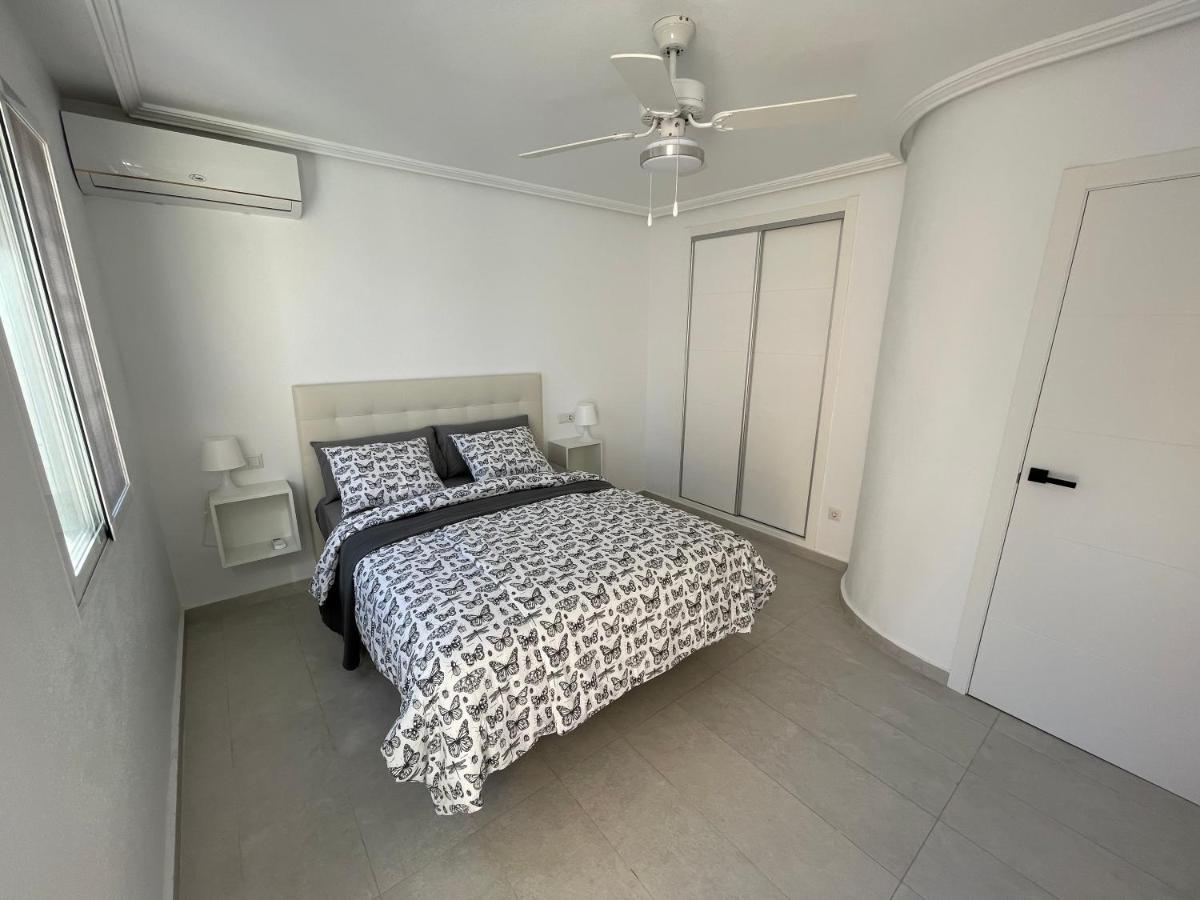 Casa Alexandra - Cosy 2Bedroom Duplex Torrevieja Bagian luar foto
