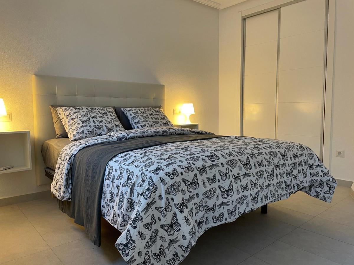 Casa Alexandra - Cosy 2Bedroom Duplex Torrevieja Bagian luar foto