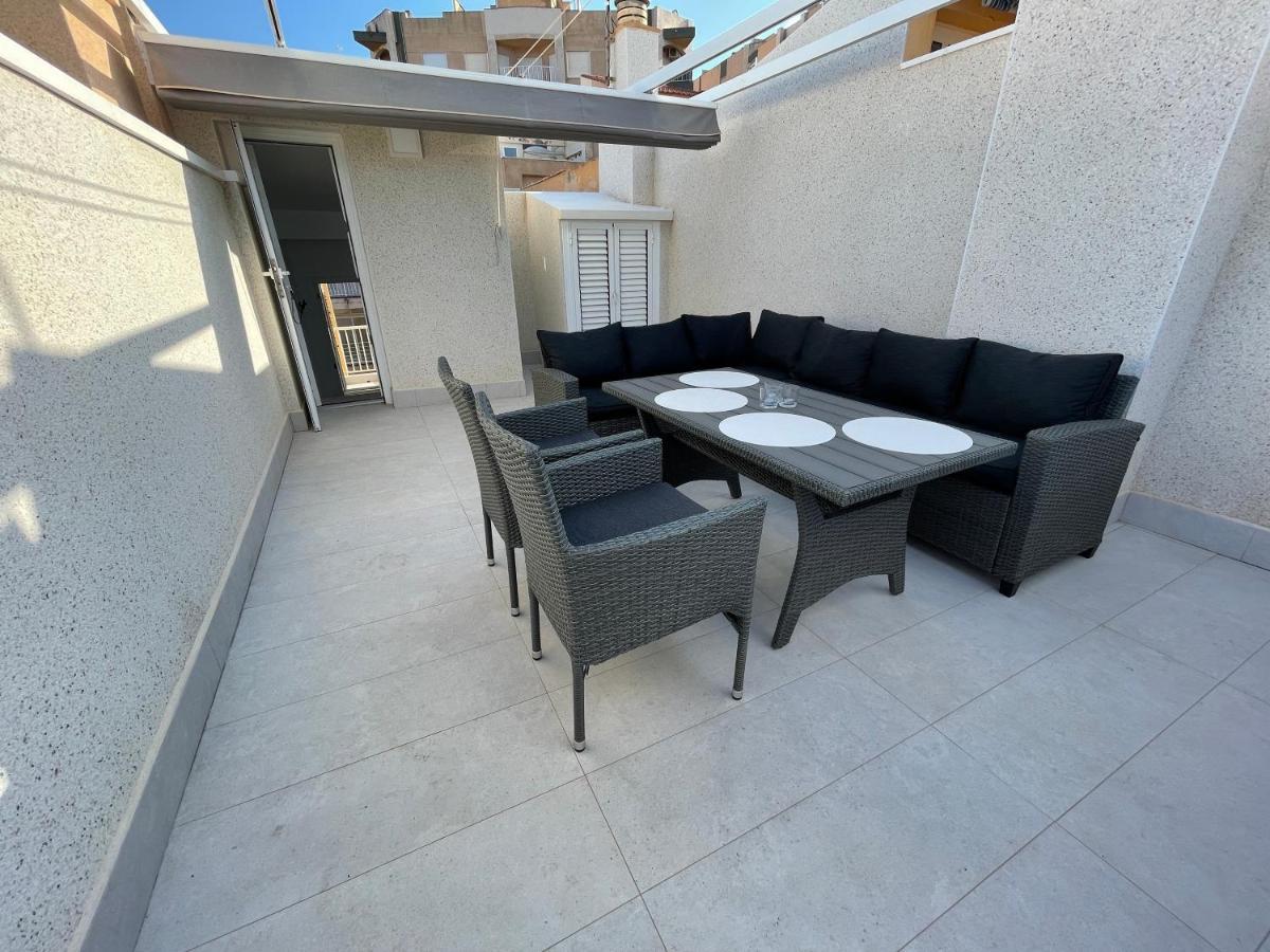 Casa Alexandra - Cosy 2Bedroom Duplex Torrevieja Bagian luar foto