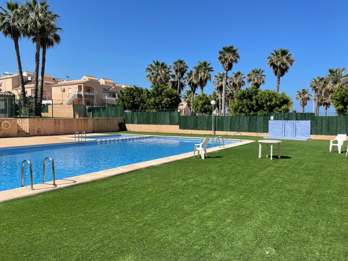 Casa Alexandra - Cosy 2Bedroom Duplex Torrevieja Bagian luar foto